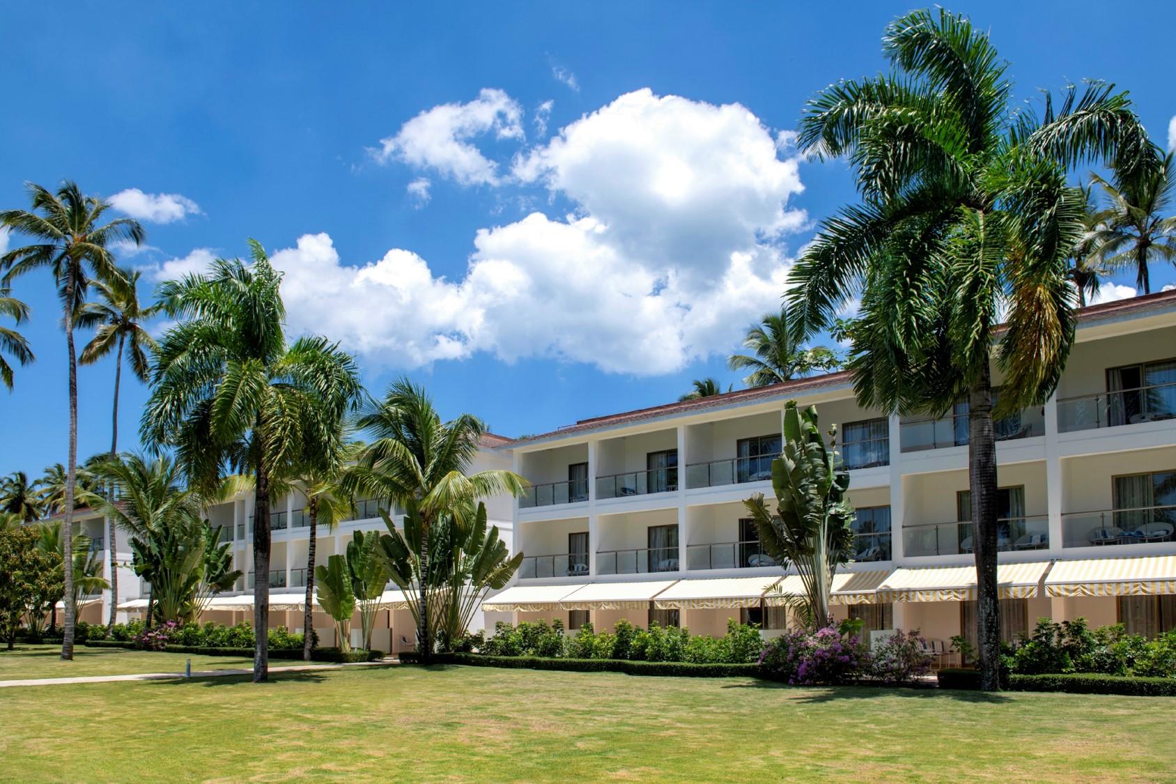 Viva V Samana By Wyndham, A Trademark Adults All Inclusive Las Terrenas Bagian luar foto The Royal Island Resort and Spa